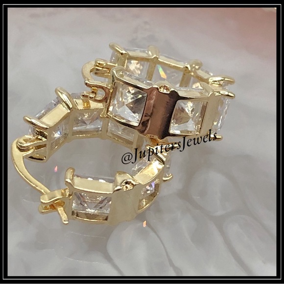 New gold 8g square cut princess prism simulated diamond chunky huggie earrings - Picture 3 of 8